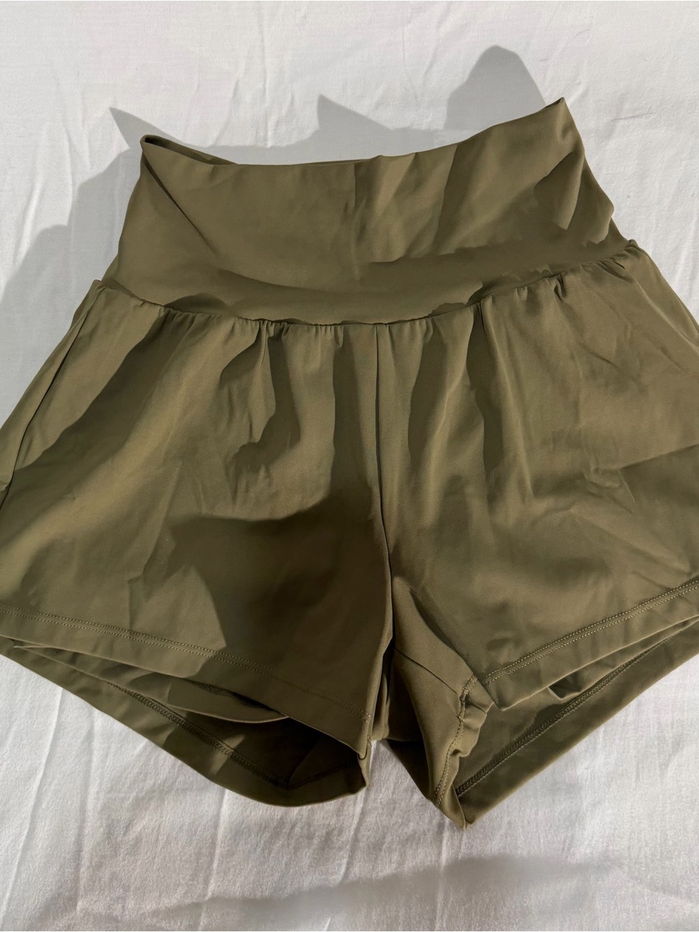 NWT HALARA High-Waist Olive Active Shorts